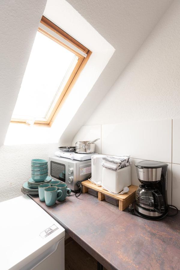 - Magical Harry Potter Apartment In Duisburg - 2 Mins Central Station Hbf - Kingsize Bed & Netflix - Bagian luar foto