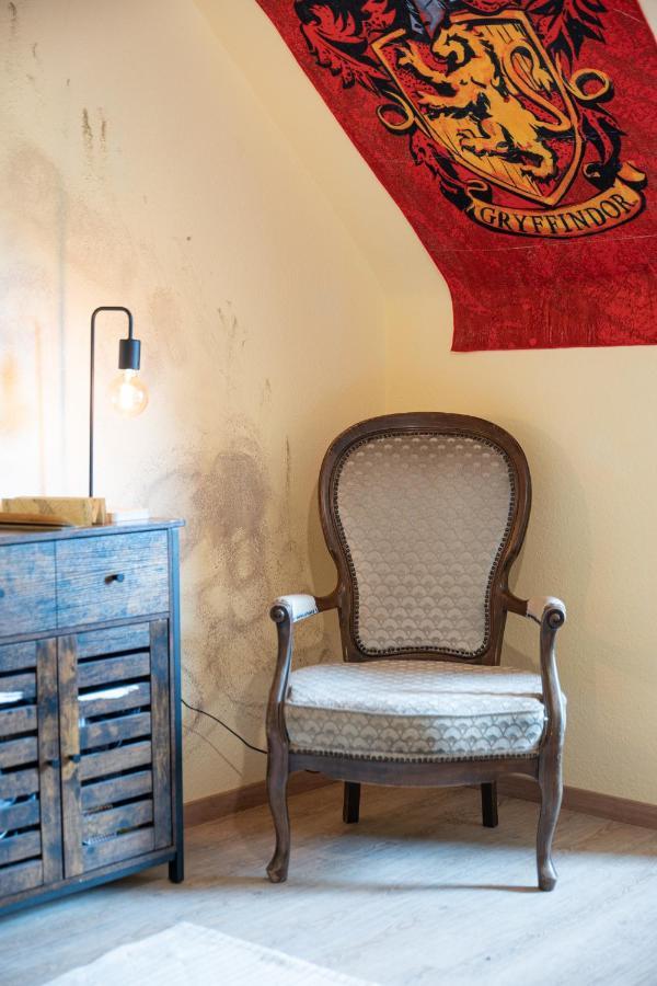 - Magical Harry Potter Apartment In Duisburg - 2 Mins Central Station Hbf - Kingsize Bed & Netflix - Bagian luar foto